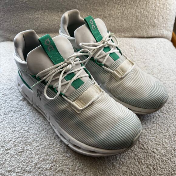 On Cloudnova Void Undyed White / Mint Running Sneakers